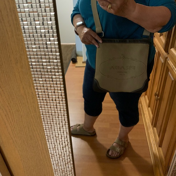 Prada Bag - Genuine Made in Milan Crossbody - Picture 8 of 16